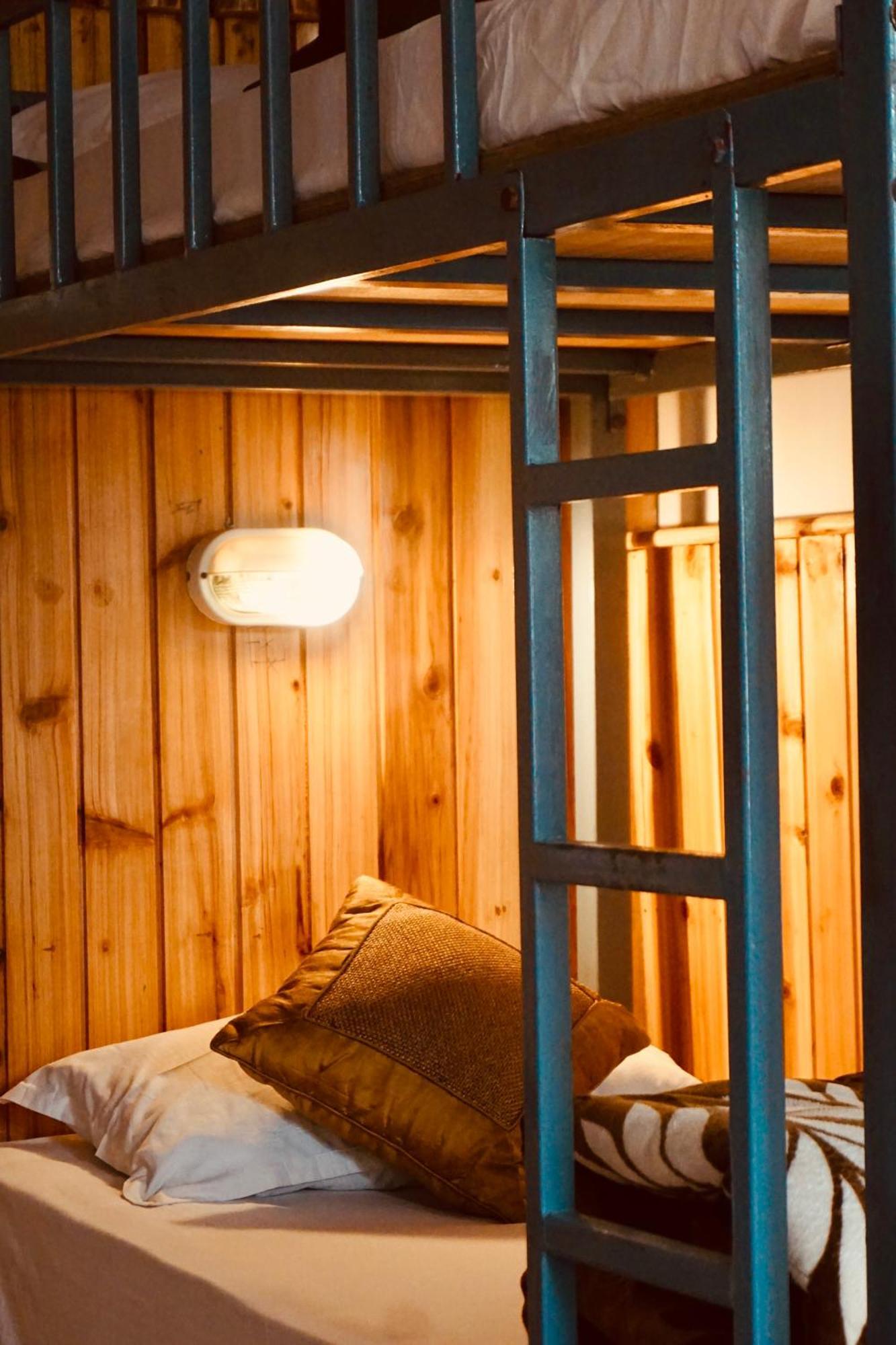 Auberge de jeunesse Wake In Himalayas à Pelling Extérieur photo