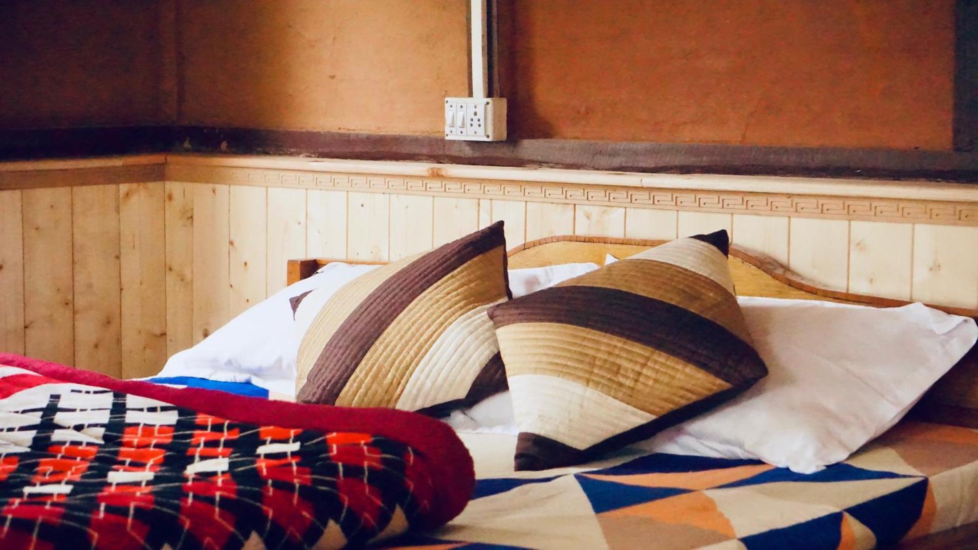 Auberge de jeunesse Wake In Himalayas à Pelling Extérieur photo