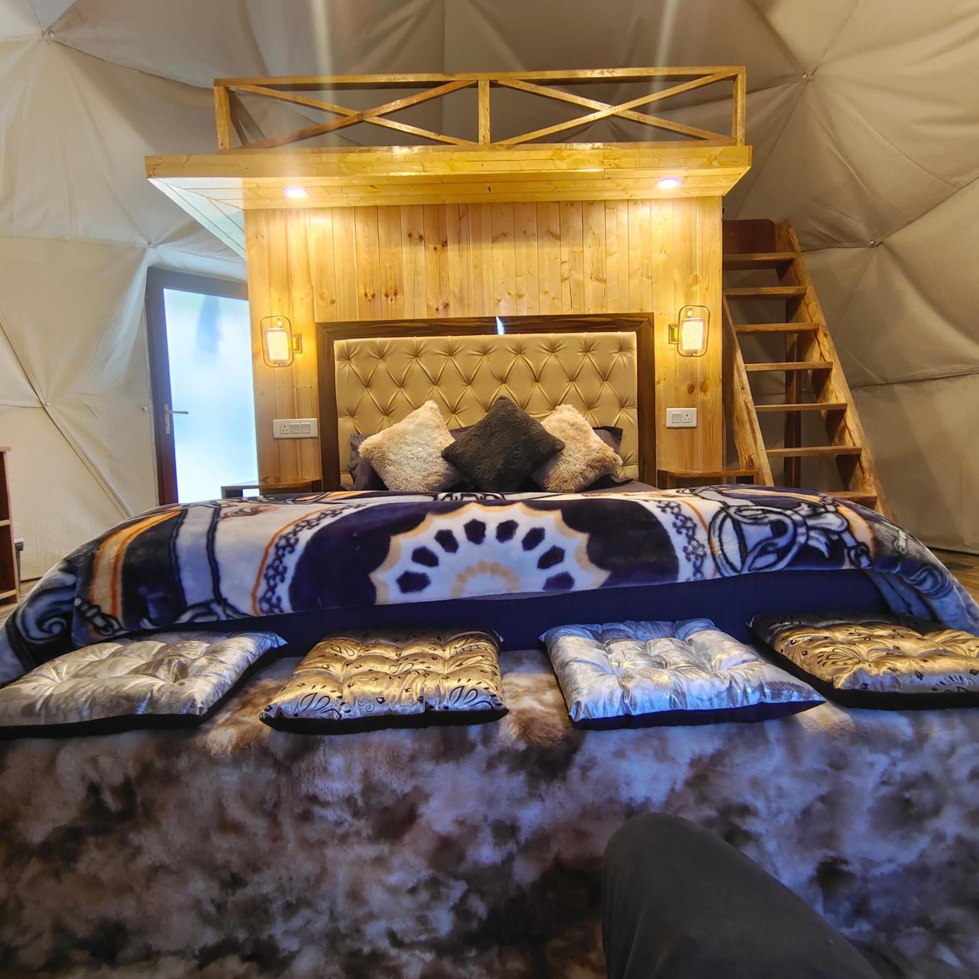 Auberge de jeunesse Wake In Himalayas à Pelling Extérieur photo