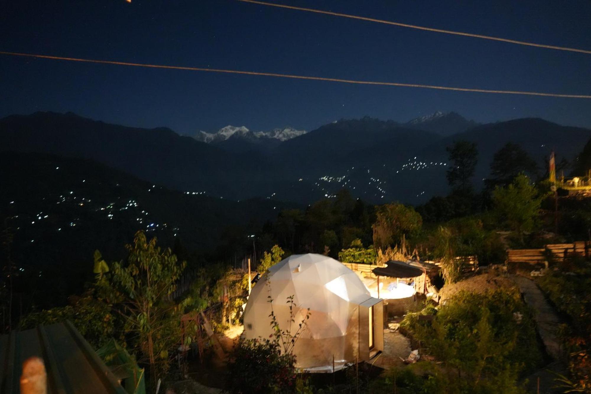 Auberge de jeunesse Wake In Himalayas à Pelling Extérieur photo
